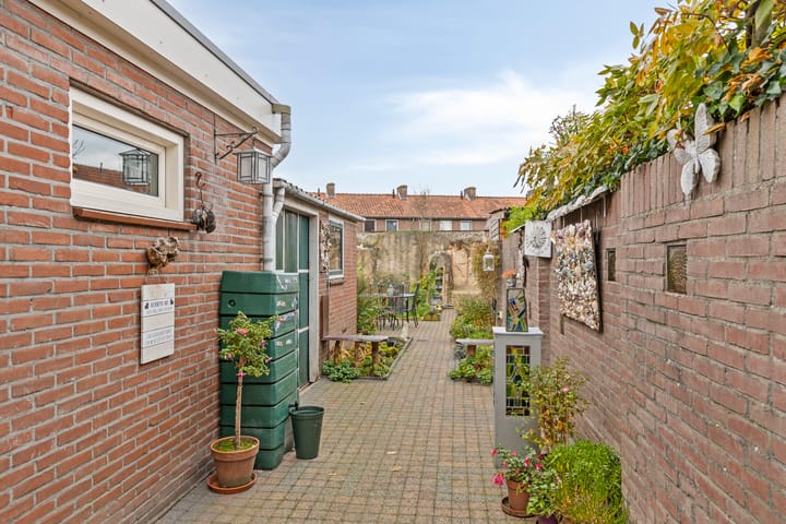 Photo 17 of Weverstraat 13