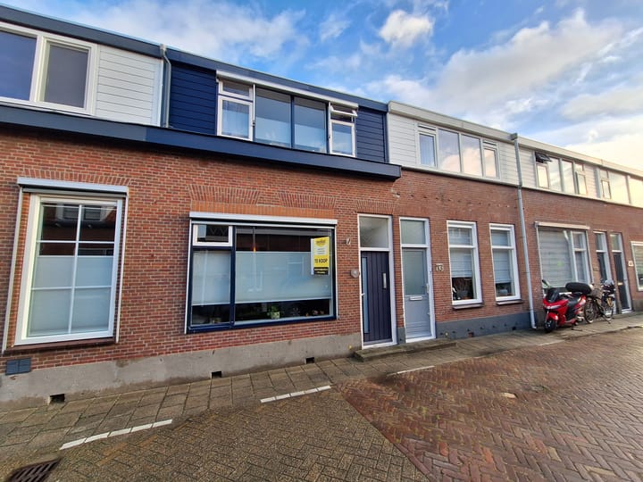 Photo 1 of Koningin Wilhelminastraat 11