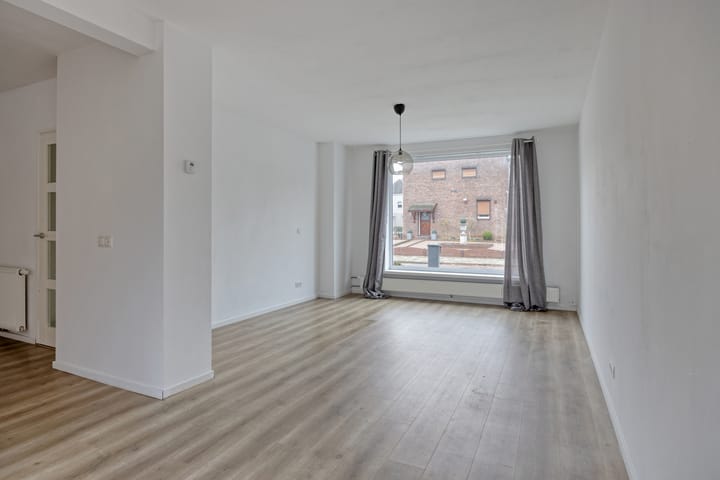 Photo 10 of Alex Schaepkensstraat 18