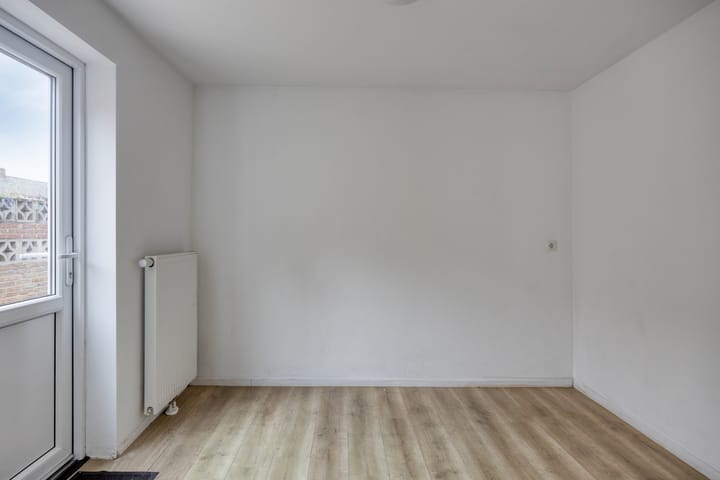 Photo 16 of Alex Schaepkensstraat 18