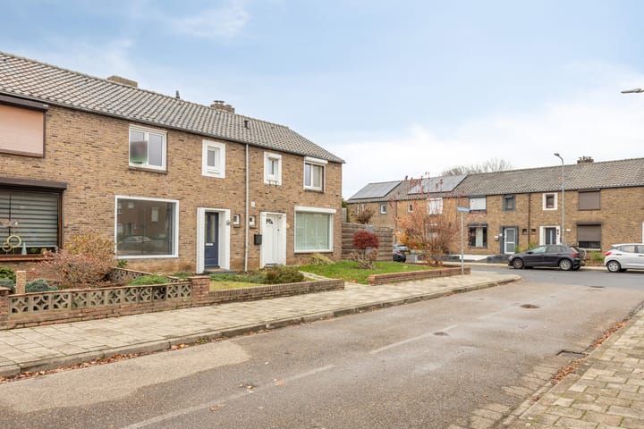 Photo 28 of Alex Schaepkensstraat 18