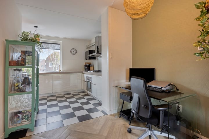 Photo 8 of Reiger 48