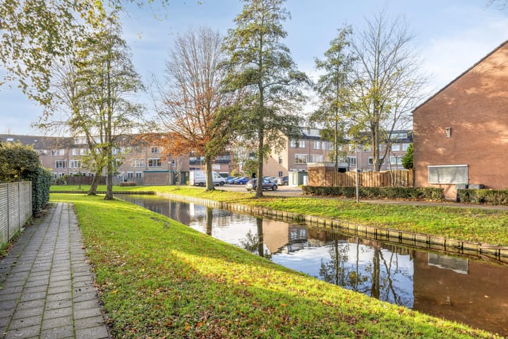 Photo 30 of Reiger 48