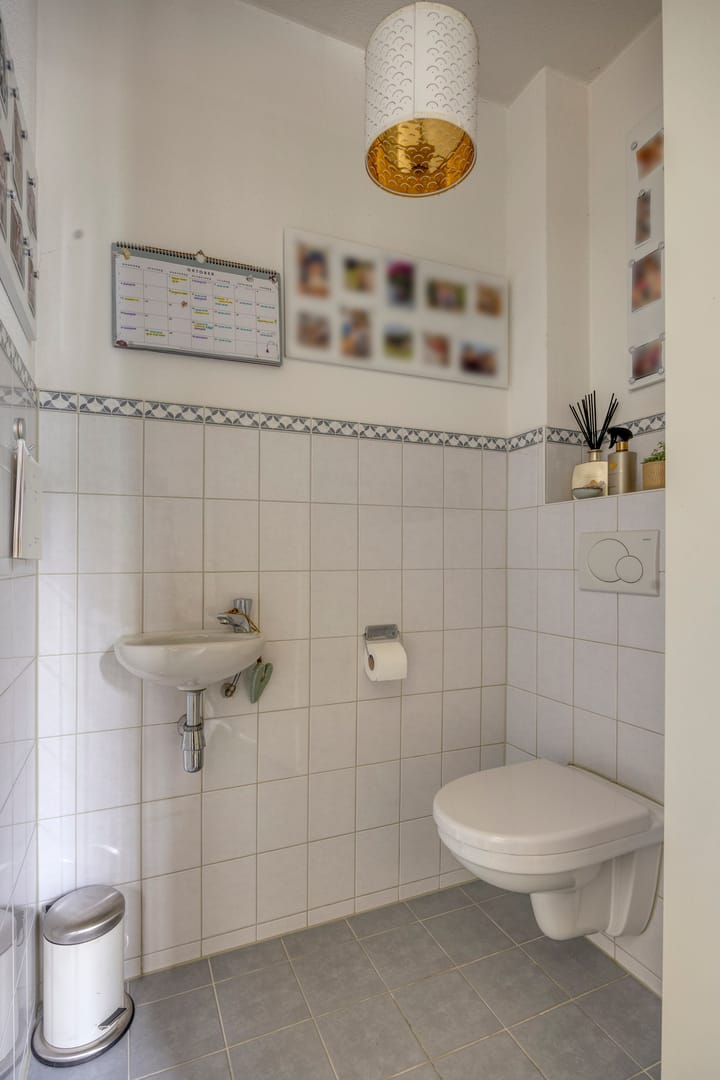 Photo 25 of Anton Mauvelaan 32