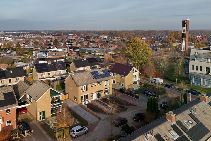 Foto 31 van Meindert Hobbemastraat 6