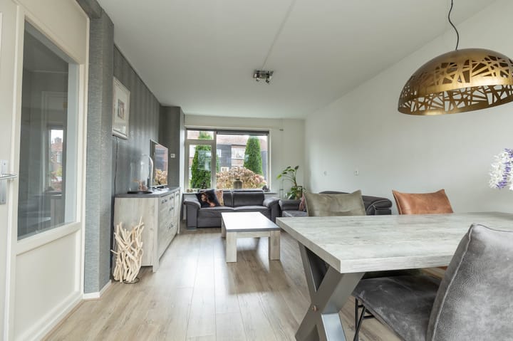 Photo 10 of K de Raadstraat 63