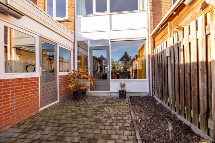 Photo 35 of K de Raadstraat 63