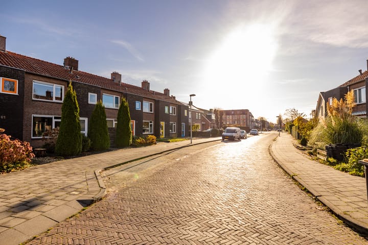 Photo 44 of K de Raadstraat 63