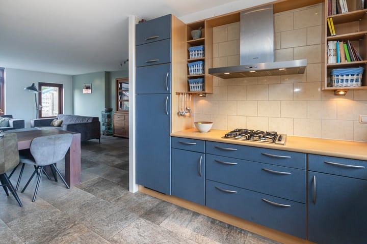 Photo 10 of Prins Florisstraat 9