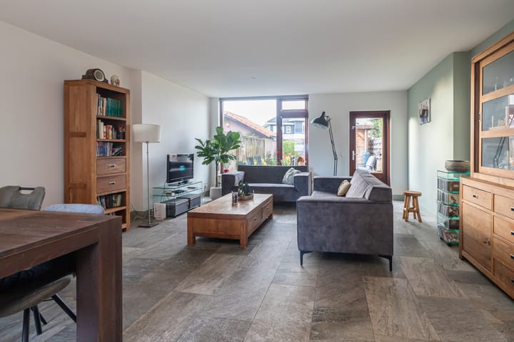 Photo 14 of Prins Florisstraat 9