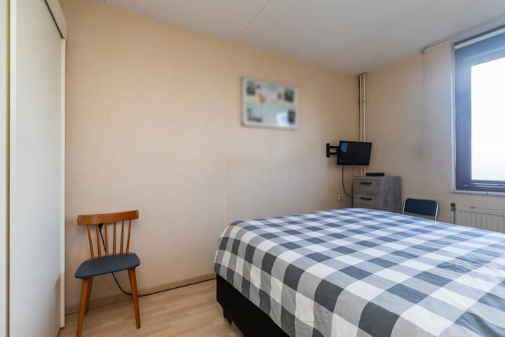 Photo 21 of Prins Florisstraat 9