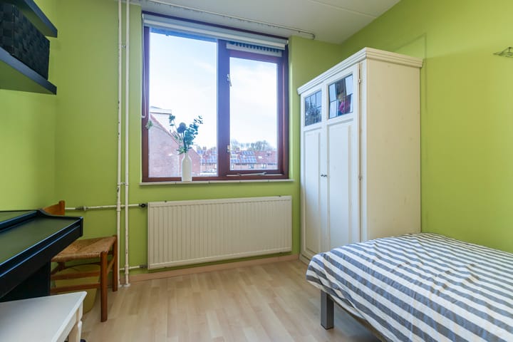 Photo 24 of Prins Florisstraat 9