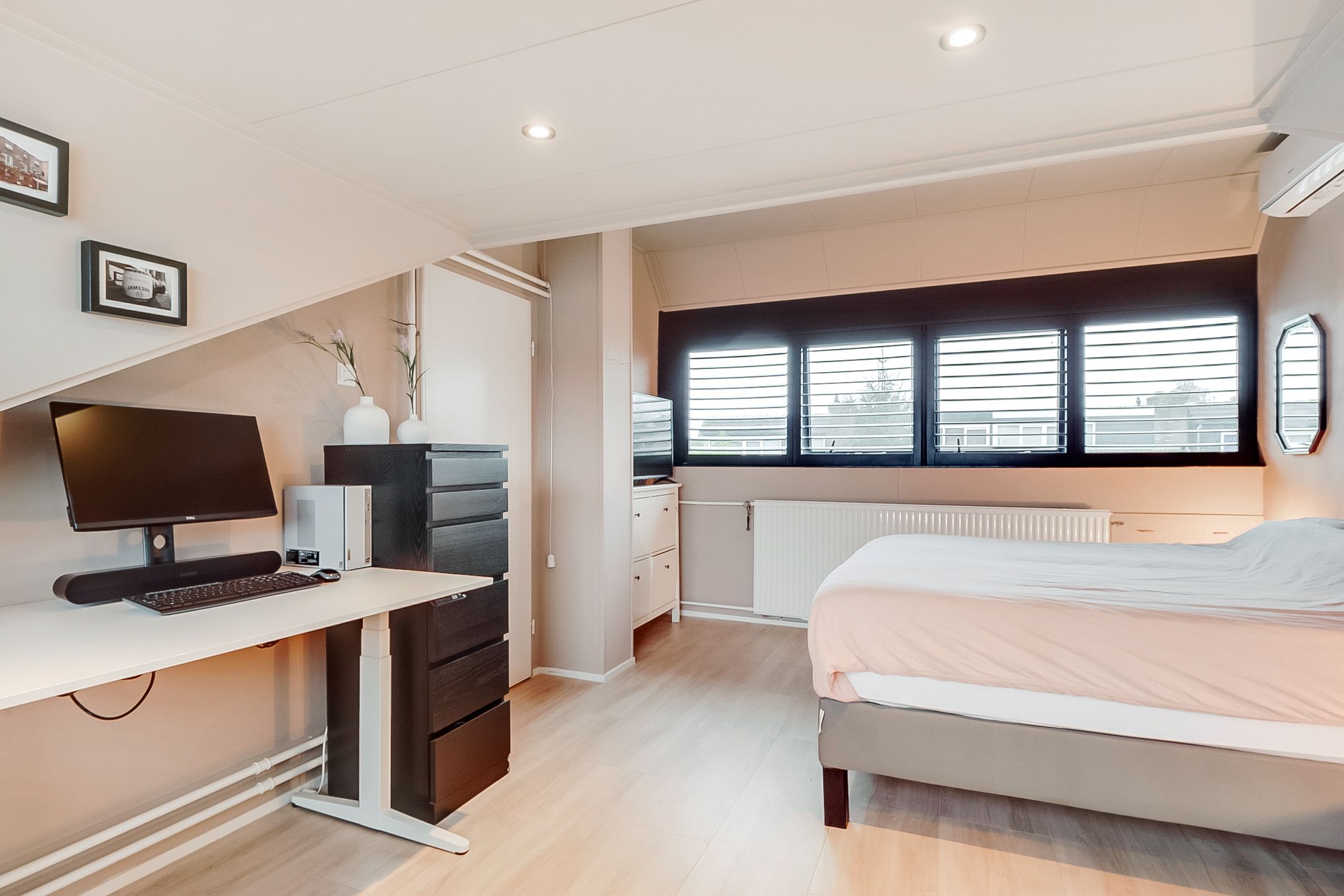 Photo 30 of Varenmeent 15