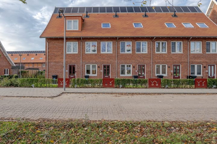 Photo 5 of Warmoldstraat 51-B