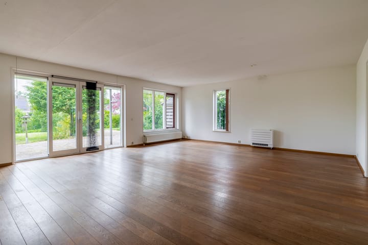 Photo 10 of Broekfinne 121