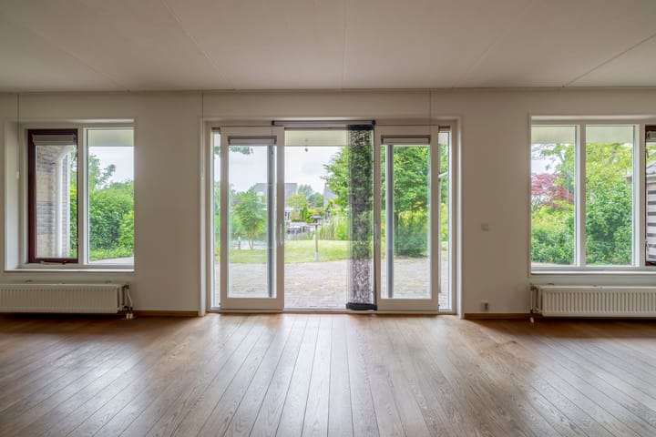 Photo 11 of Broekfinne 121