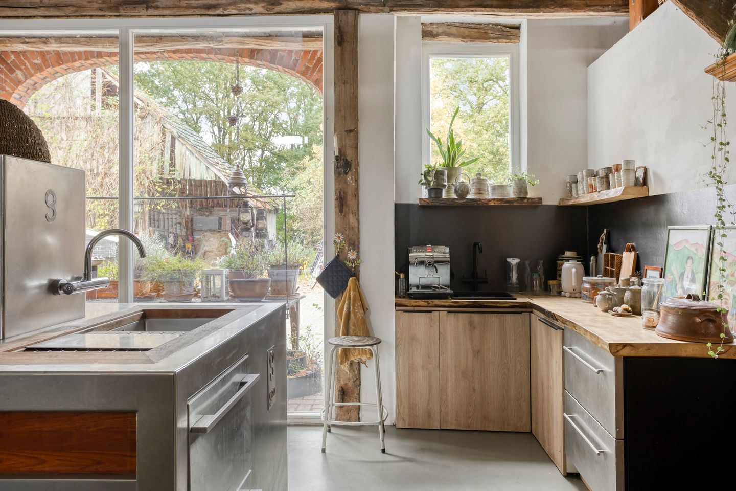 Photo 10 of Hooge Weg 4