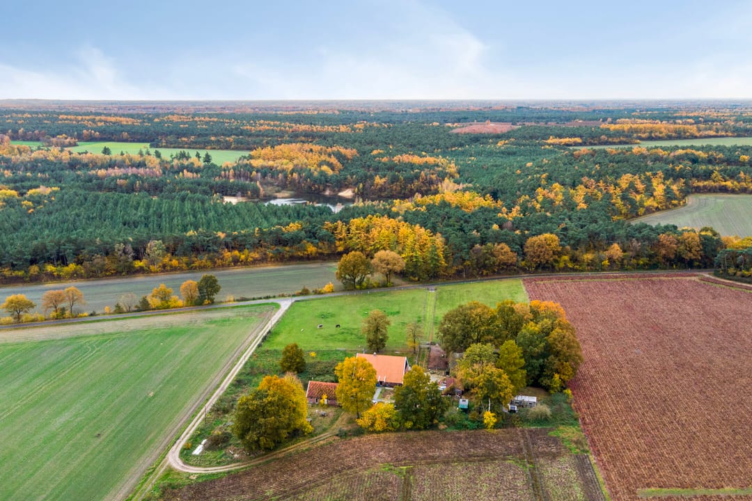 Photo 46 of Hooge Weg 4