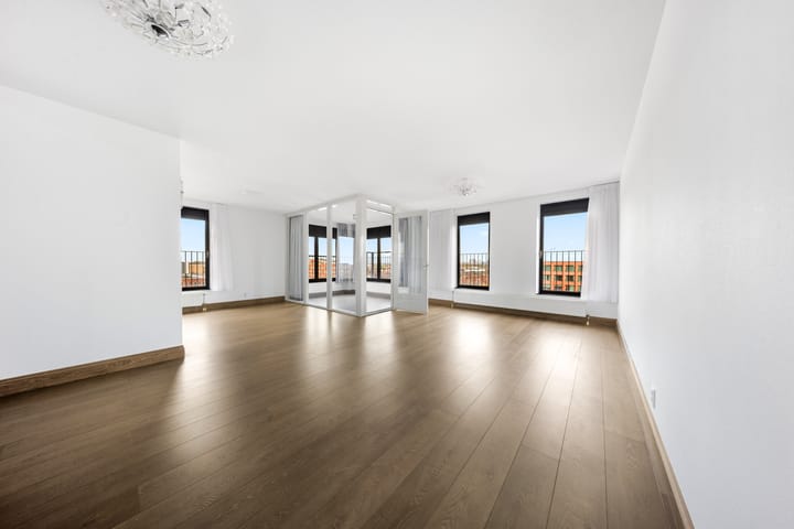 Foto 15 van Simon Carmiggelthof 176