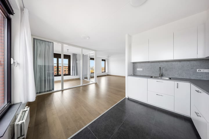 Foto 19 van Simon Carmiggelthof 176