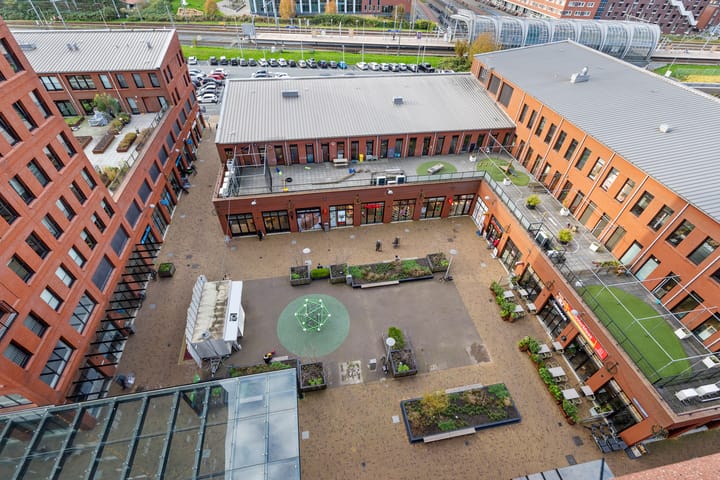 Foto 32 van Simon Carmiggelthof 176