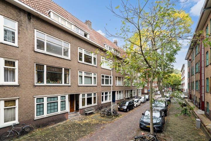 Photo 3 of Borgesiusstraat 13-A02