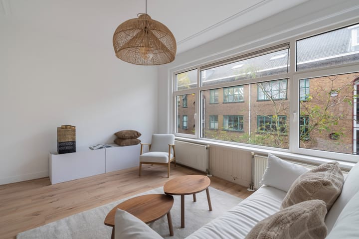 Photo 4 of Borgesiusstraat 13-A02