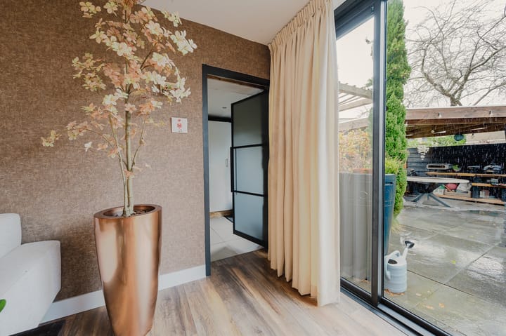 Photo 14 of Nijlstraat 5