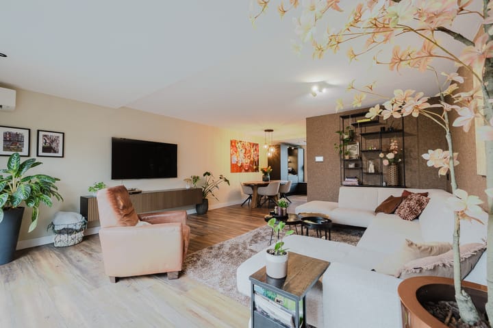 Photo 13 of Nijlstraat 5