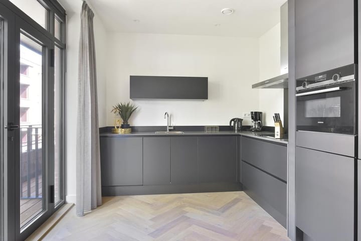 Foto 6 van Van Stolkweg 14-A1