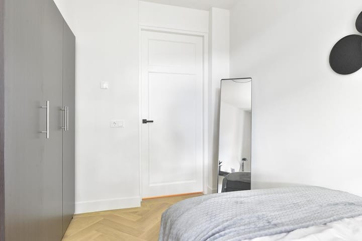 Foto 17 van Van Stolkweg 14-A1