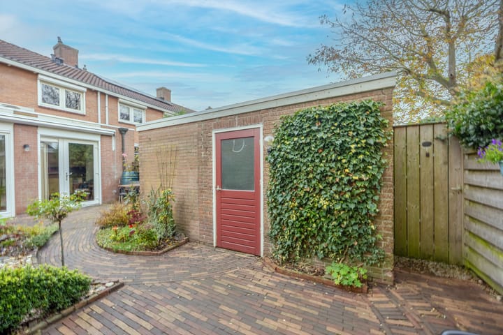 Foto 37 van Terpstraat 13