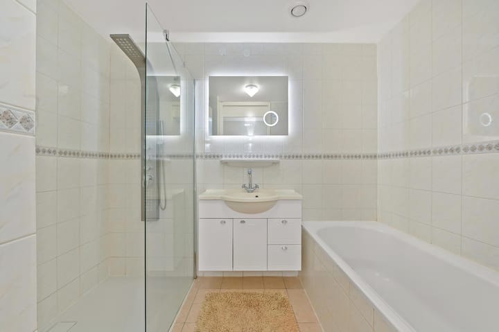 Foto 23 van Dr. Lelykade 230