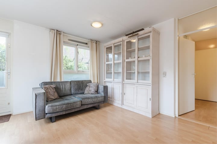 Photo 14 of Stationsweg 1