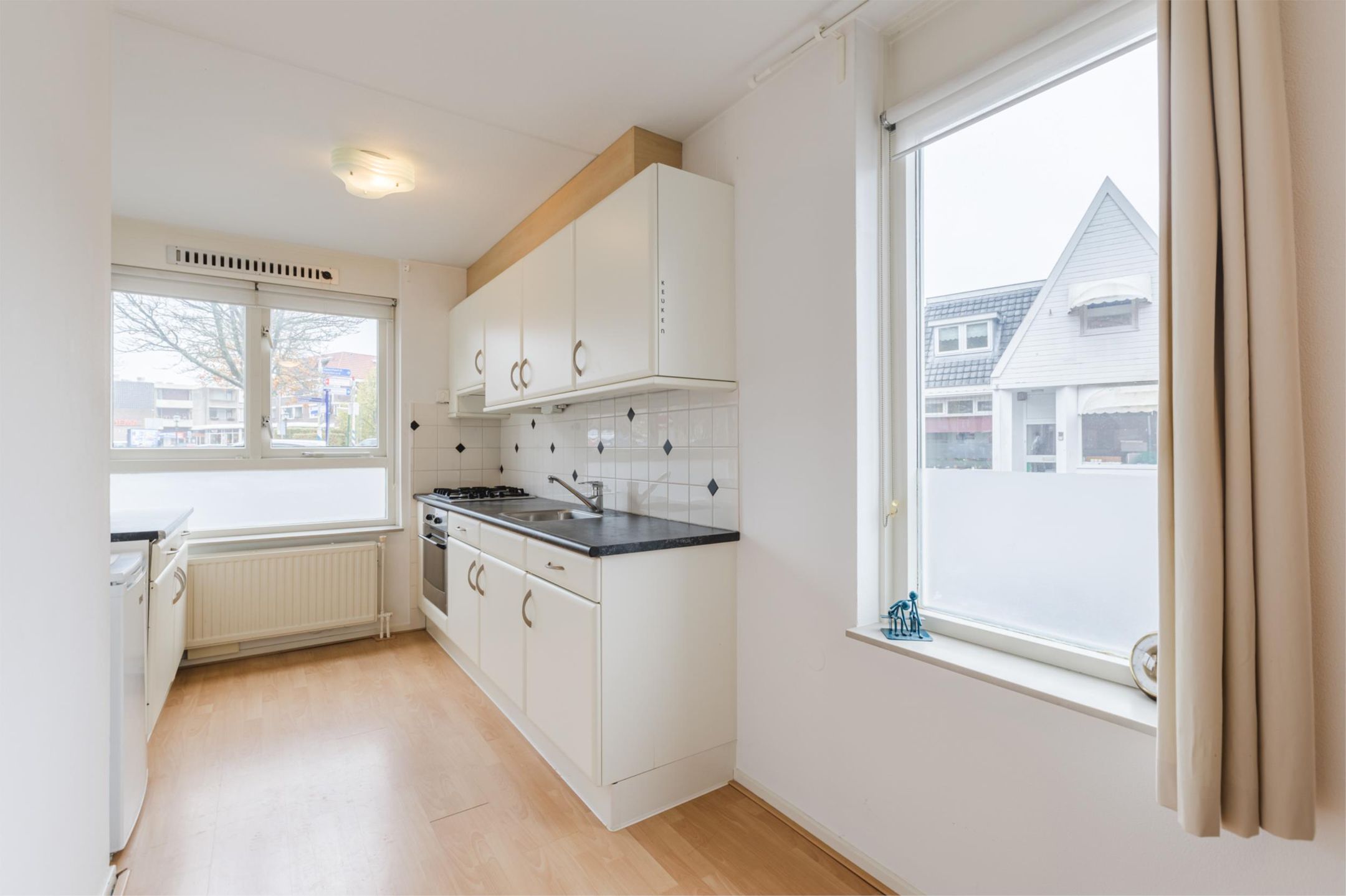 Foto 15 van Stationsweg 1