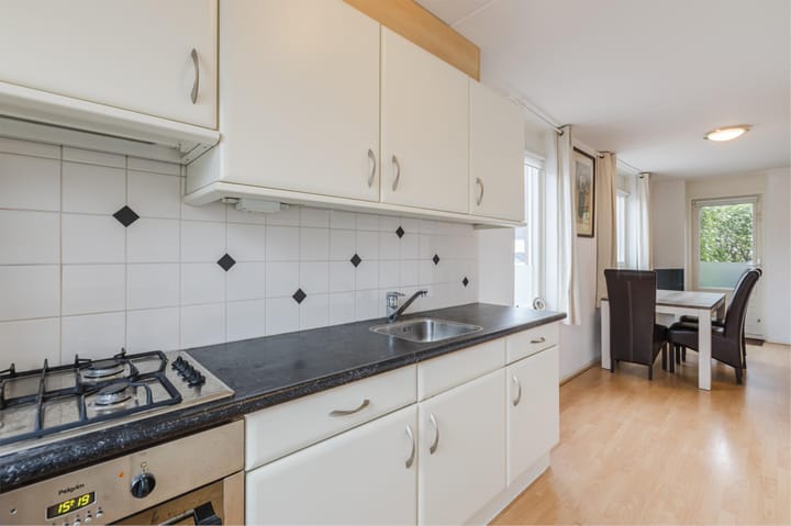 Photo 18 of Stationsweg 1