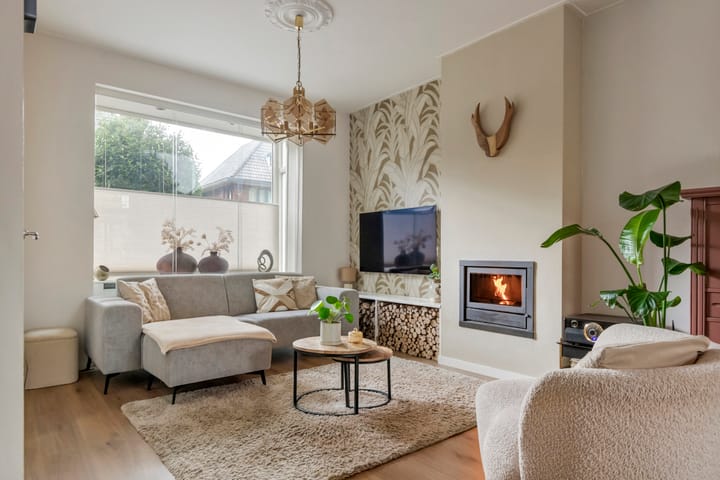 Photo 2 of Concordiaweg 25