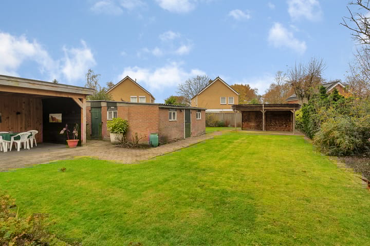 Photo 2 of Stationsweg 9