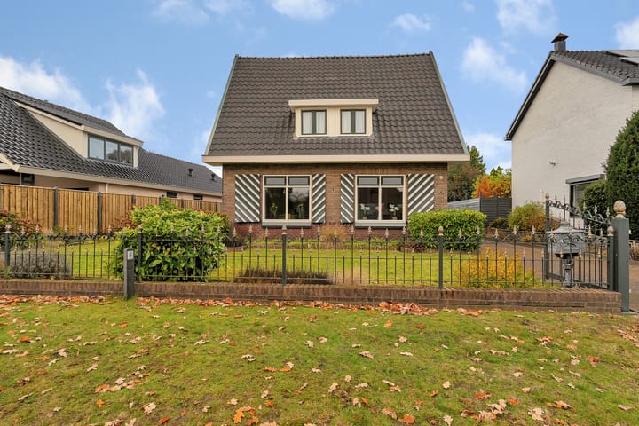 Photo 31 of Stationsweg 9