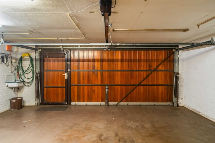 Photo 42 of Tooroplaan 19