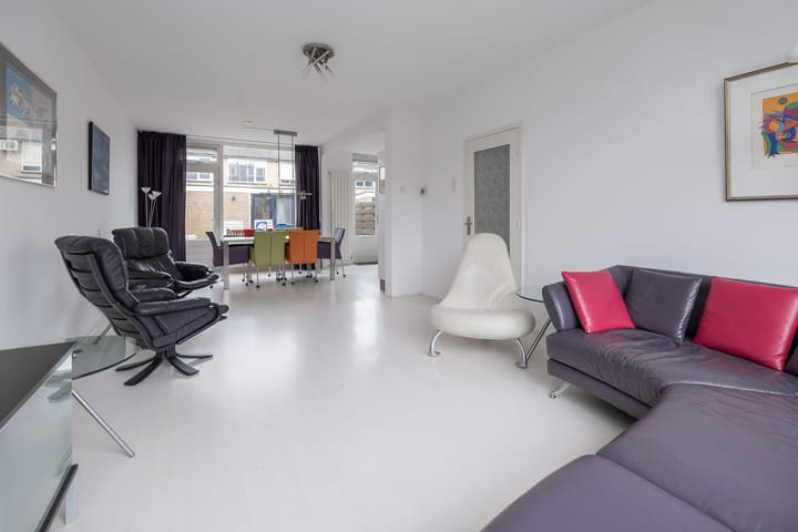 Foto 2 van Calvijnhof 11