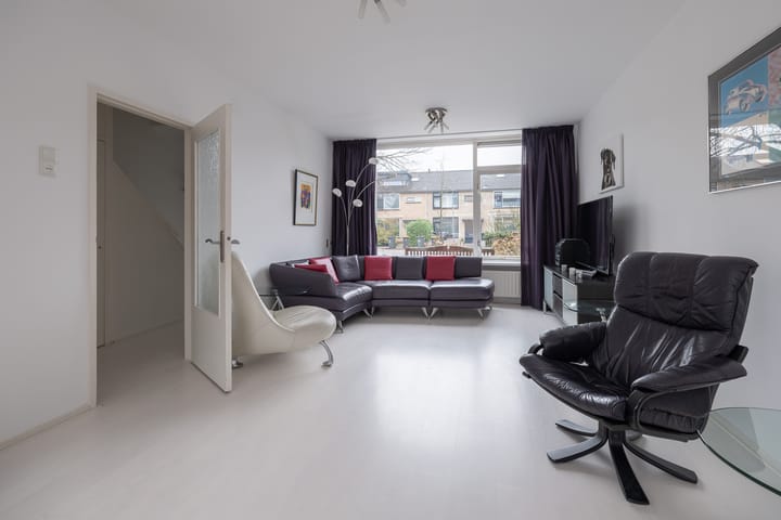 Foto 4 van Calvijnhof 11