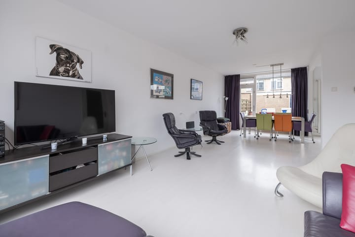 Foto 8 van Calvijnhof 11