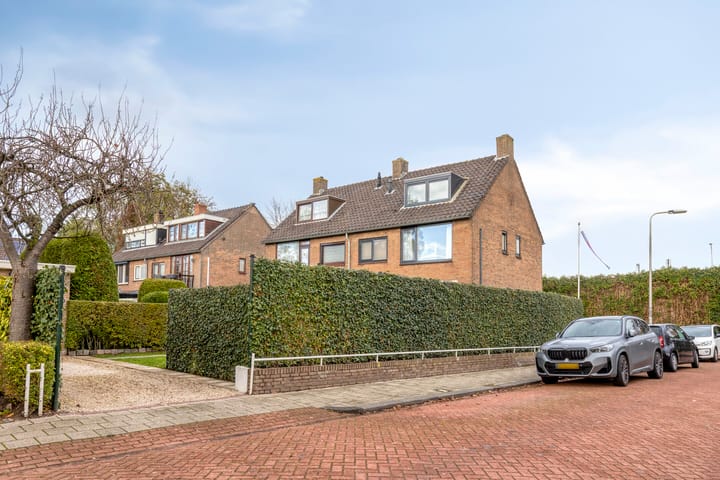 Foto 2 van Margrietstraat 15