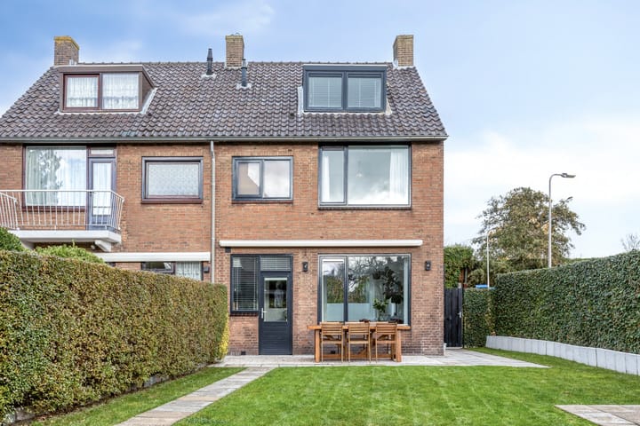 Foto 33 van Margrietstraat 15