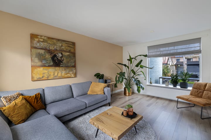 Photo 19 of Ruiterstraat 27