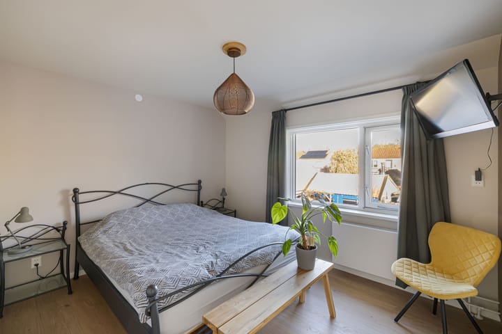 Photo 35 of Ruiterstraat 27