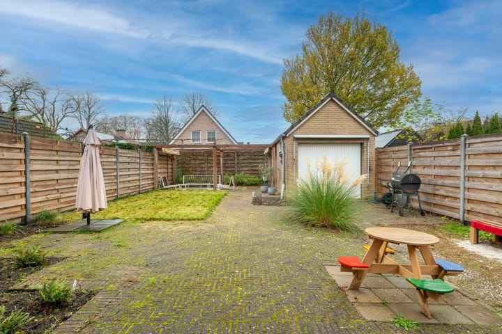 Foto 25 van Lierdererf 4