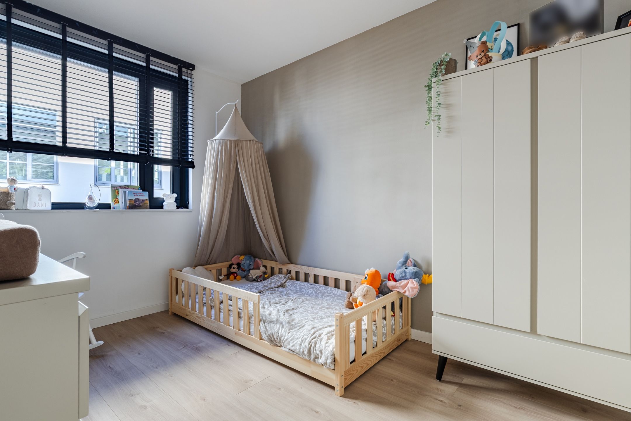 Foto 27 van Nedinscoplein 27