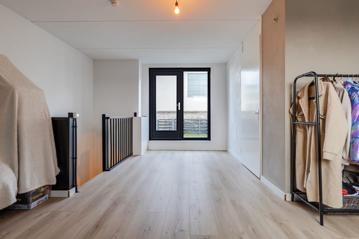 Photo 36 of Nedinscoplein 27